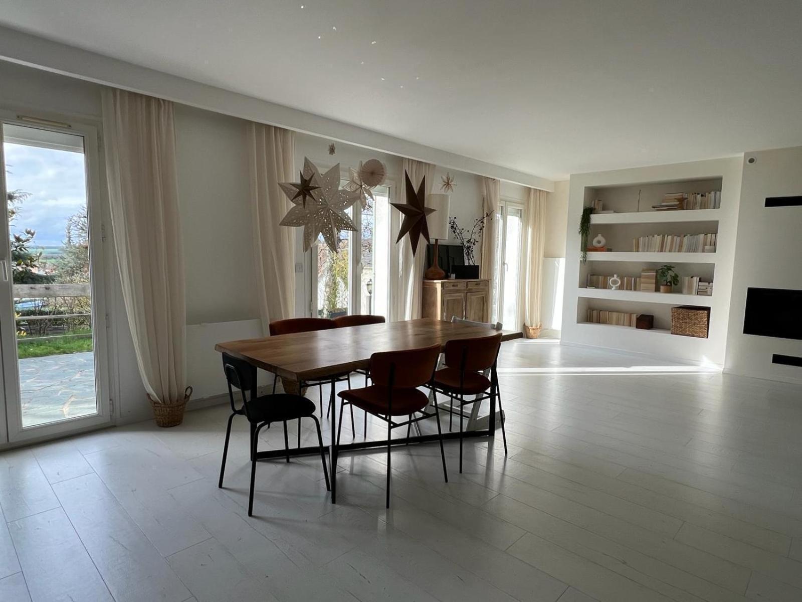 Maison Familiale, Belle Et Moderne Proche De Versailles Et Thoiry Maule Exterior foto